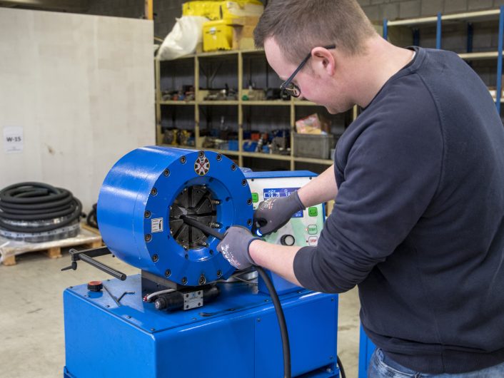 REM-B Offers A Complete Hydraulic Service | REM-B HYDRAULICS